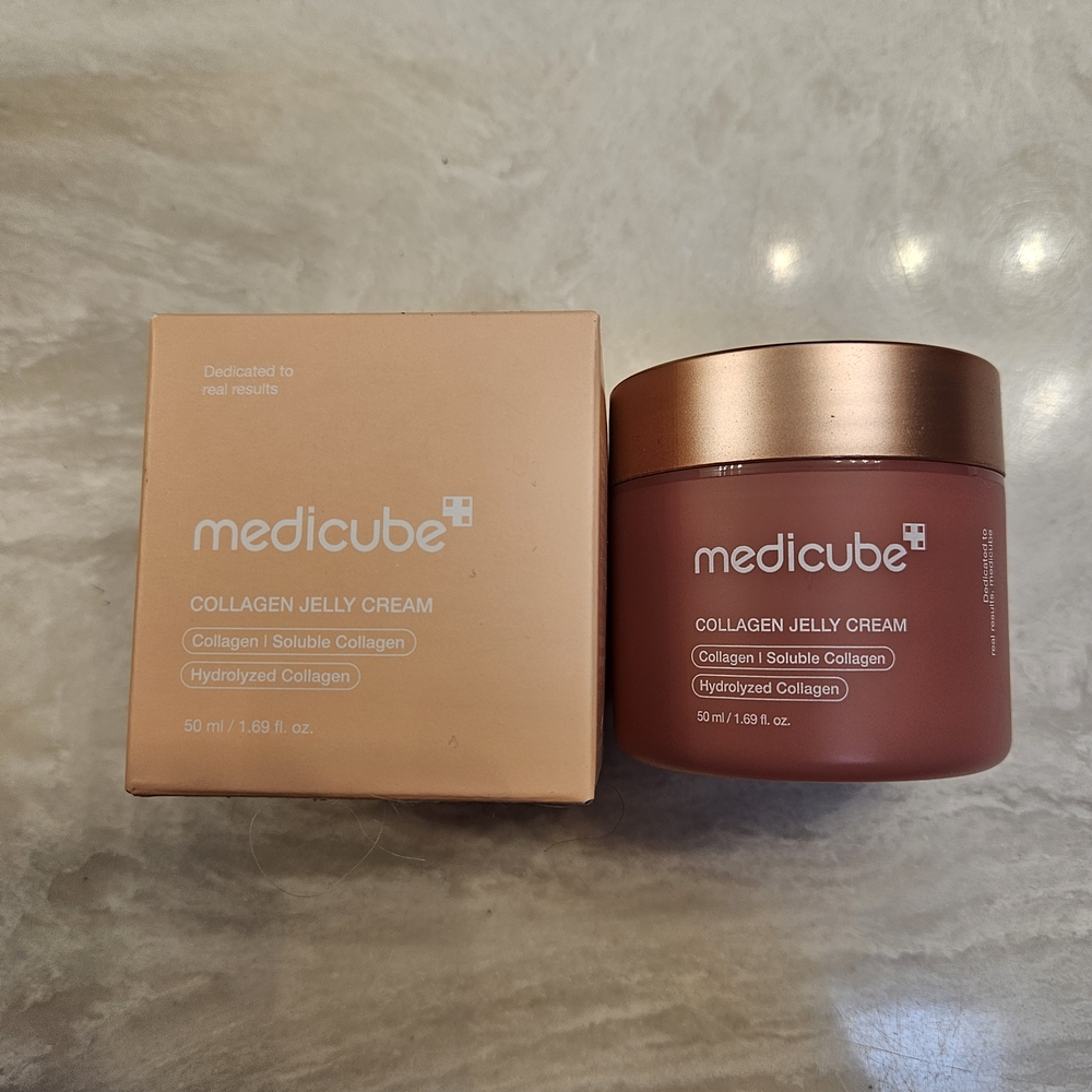 New Stock - Medicube Collagen Jelly Cream in Rose Gold
